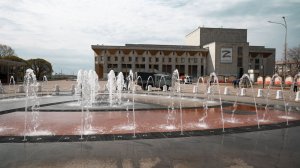Запуск светомузыкального фонтана