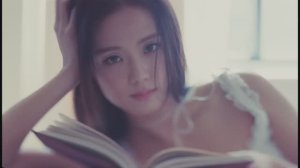 JISOO-FLOWER