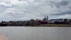 Выпрыгнула в ОКНО / Сажаем САД мечты