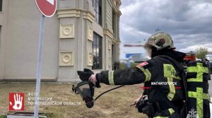 Челябинские пожарные спасли пять человек из горящей многоэтажки
