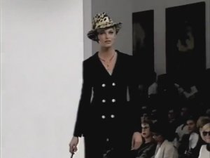 Показ коллекции Dolce & Gabbana весна-лето 1996. Часть 3.