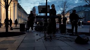 ИВАН ГАРД ВЫВЫСТУПАЕТ ГОСТИНЫЙ ДВОР