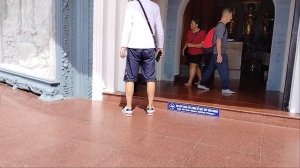 Внутри статуи есть музей ,а наверху смотровая!