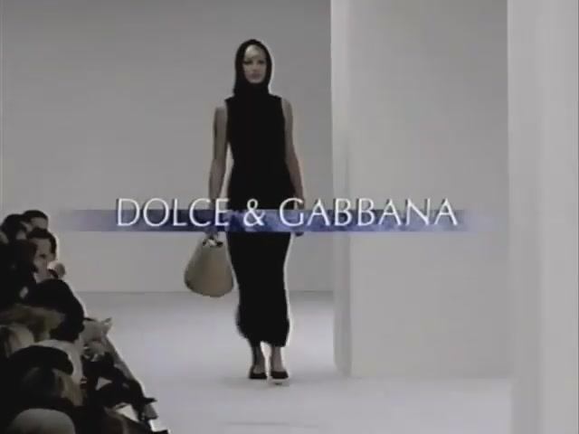 Показ коллекции Dolce & Gabbana весна-лето 1996. Часть 1.
