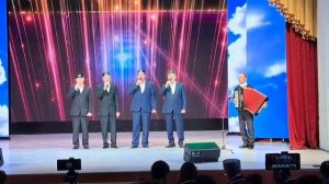 «Татар теле маршы» - «Урман иле егетлэре» ансамбле.