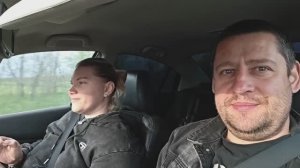 Привез корма, опять дождь портит планы, купили еще козлят, персик от нас уходит.