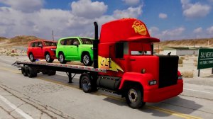 МАШИНКИ МОЛНИЯ МАКВИН НА ГРУЗОВИКЕ 🚛 ТРОЙНОЙ ПРИЦЕП ПРОТИВ ПОЕЗДА И ПРЕПЯТСТВИЙ