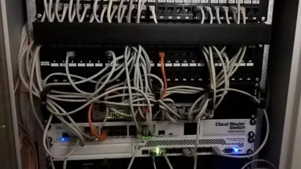 серверный шкаф в 14-ти этажке
