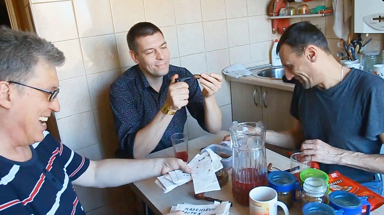 ТАБАКОВОДЫ ГОТОВЯТ ПОСЕВНУЮ: обмен семенами и дегустация 6 лет назад «Сады порока» 4 сезон 9 серия