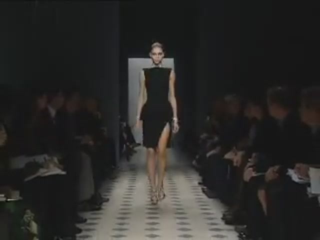 Показ женской коллекции Balenciaga осень-зима 2008-2009