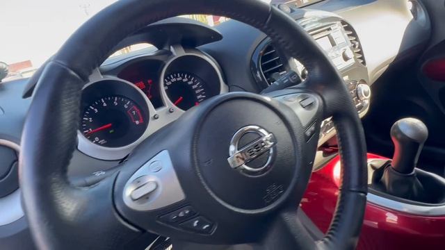 Nissan Juke 1.6 MT смотреть онлайн