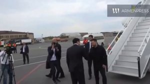 В Армении проходит саммит Европейского политического сообщества, куда приедет Макрон и другие гады