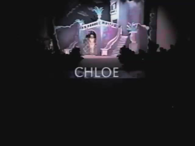Показ женской коллекции Chloé весна-лето 1995. Часть 1.