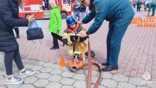 Томск отпраздновал 377-летие пожарной охраны России смотреть онлайн