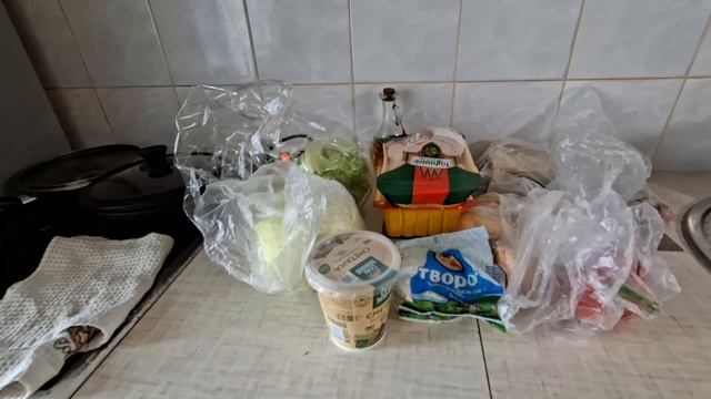 Пойдёт по трупам ради денег.