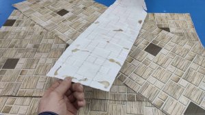 Этот парень из Индии взял кусочки пластиковых панелей и удивил всех своим мастерством