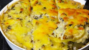 Вкуснейшая Запеканка с Картофелем и Грибами под Сыром! Порадуйте родных этим вкусным блюдом!