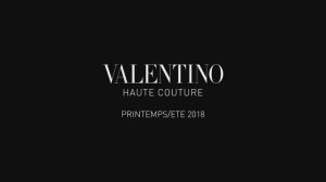 Показ женской коллекции Valentino весна-лето 2018