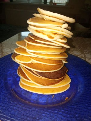Поли
