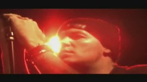 Limp Bizkit - Behind Blue Eyes