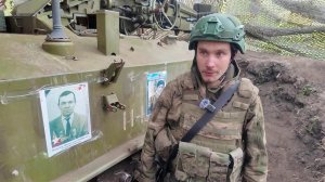 На передовой в одном строю с бойцами их деды и прадеды из «Бессмертного полка».