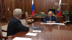 Владимир Путин встретился с генеральным директором ПАО «КАМАЗ» Сергеем Когогиным