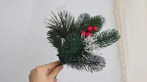 Ветка хвойная ФЬЮЖН кристальная с ягодами, хвоя - литая мягкий полимер+леска+ПВХ, 30 см, ВФКР-30