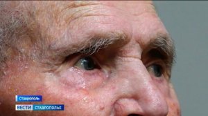 На Ставрополье сотрудники управления СКР и юнармейцы поздравили ветерана войны