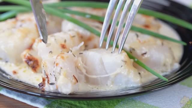 Морские гребешки в сливочном соусе с лимоном и тимьяном 🐚🍋 смотреть онлайн
