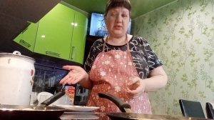 ВЛОГ // ГОТОВЛЮ БЛИНЫ / НАСУЩНЫЕ ПРОБЛЕМЫ/ БОЛТАЛКА
