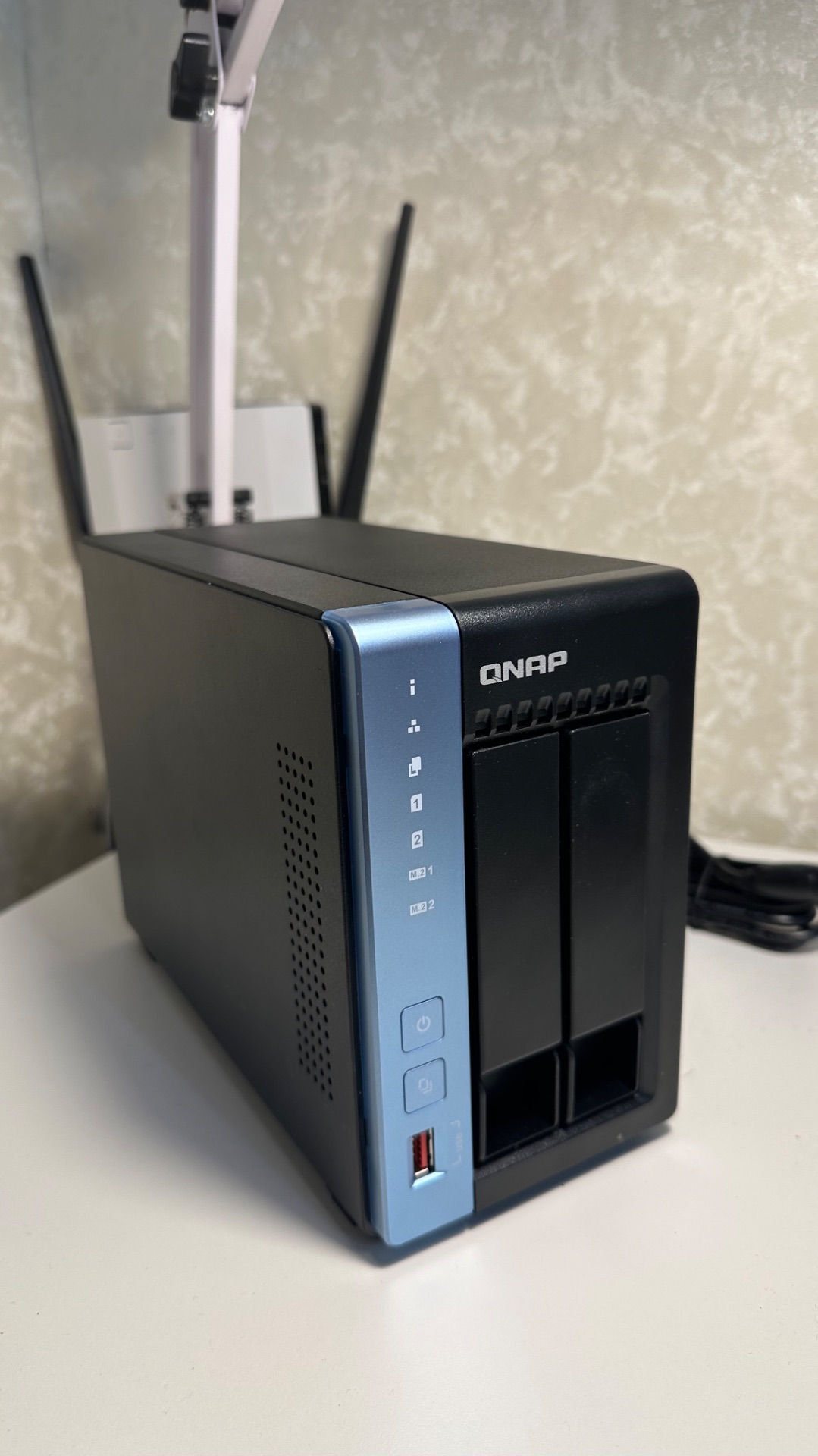 QNAP TS-264C смотреть онлайн