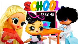 🎒 Куклы Лол Сюрприз идут в школу! Игры в одевалки и сборы с мамой ОМГ 📚✨