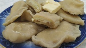 Выпуклые вареники с яйцом
