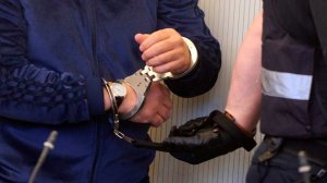 Мужчину с двумя винтовками арестовали во время визита Макрона в Андорре