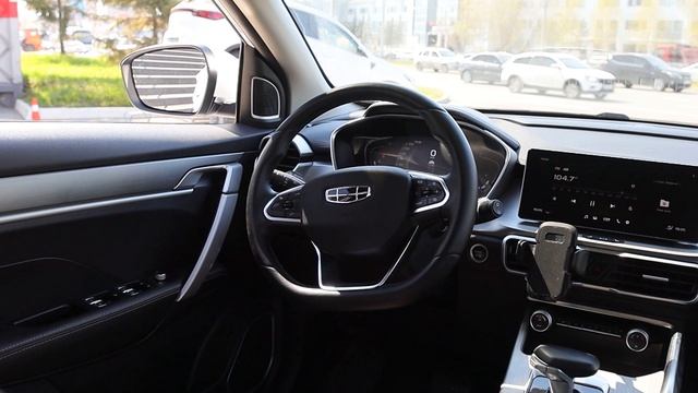 Geely Coolray смотреть онлайн
