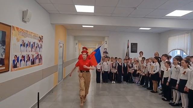 Накануне Дня Победы в муниципальном округе Истра приводят в порядок мемориалы смотреть онлайн