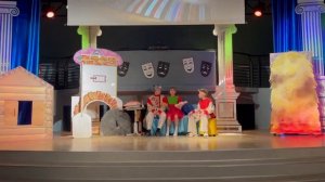 Областной фестиваль-конкурс школьных театров «Театральный калейдоскоп» Спектакль «Жихарка»