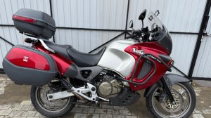 Обзор мотоцикла Honda Xl1000v.2000год.