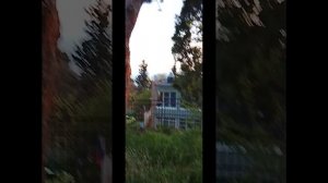 мы находимся возле сирены (мы находились возле неё и она заработала)