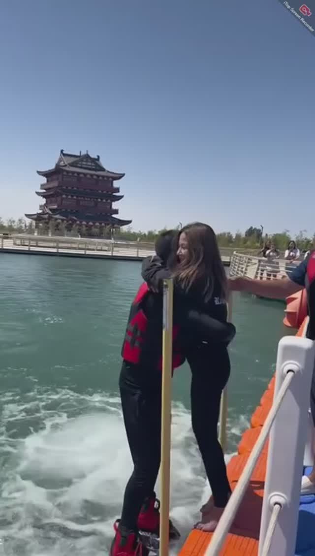 Flyboard. Искупал красавицу. Wetlook