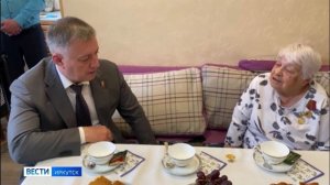 В преддверии Дня Победы губернатор Прибайкалья побывал в гостях у блокадницы Фаины Захаровой