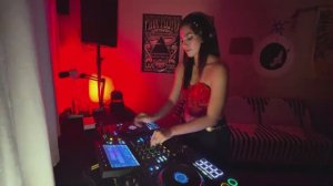 HANAN   INDIE TECHNO PEAKTIME @TOUCHROOM