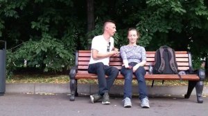 Гипнотерапевт дарит уверенность незнакомой девушке