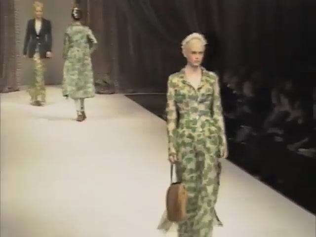 Показ коллекции Dolce & Gabbana весна-лето 1997. Часть 3.