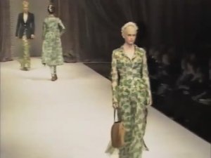 Показ коллекции Dolce & Gabbana весна-лето 1997. Часть 3.