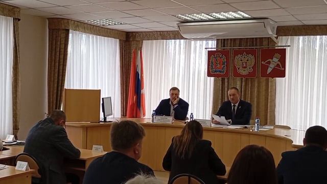 Главе Ачинского округа немножко стыдно за голосование по благоустройству территории смотреть онлайн