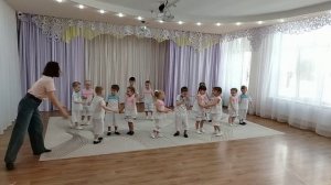 День танца