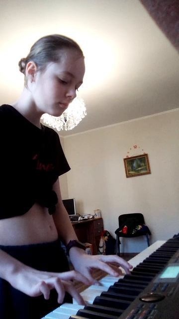 Играю на пианино 💘 смотреть онлайн