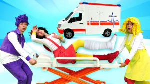 Песенка про Скорую Помощь 🚑 Мчимся на помощь! Мимилэнд 🎶✨