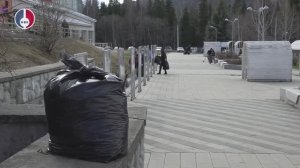 Работники УЭХК навели порядок на бульваре Академика Кикоина